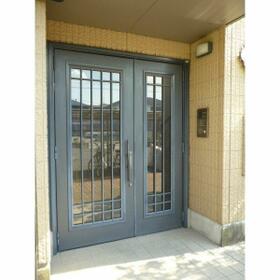 14/14 エントランス