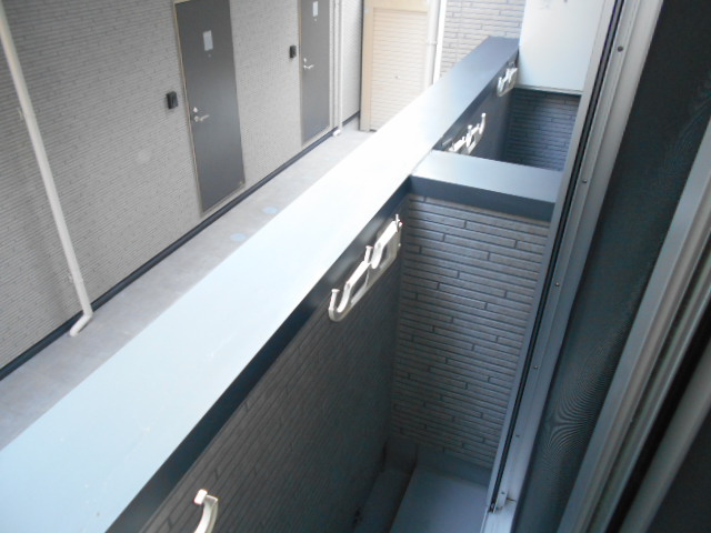 15/27 バルコニー