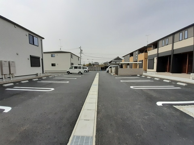 14/20 駐車場