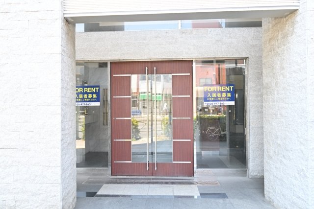 6/8 エントランス