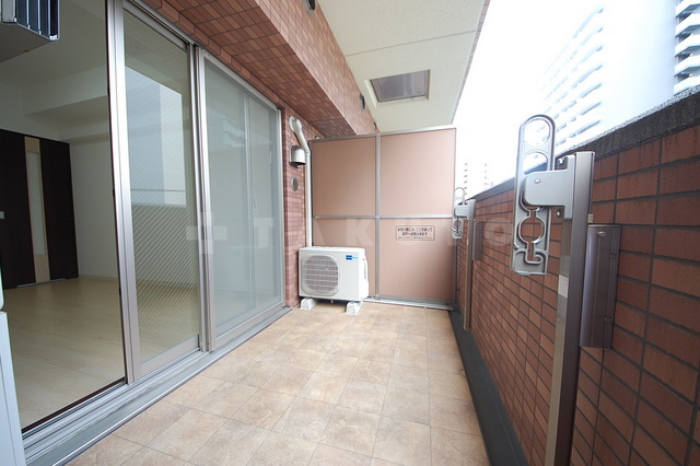 14/27 バルコニー