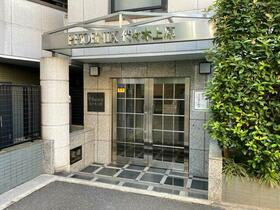 14/14 エントランス