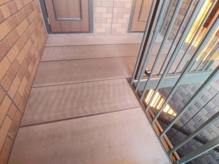 17/21 エントランス