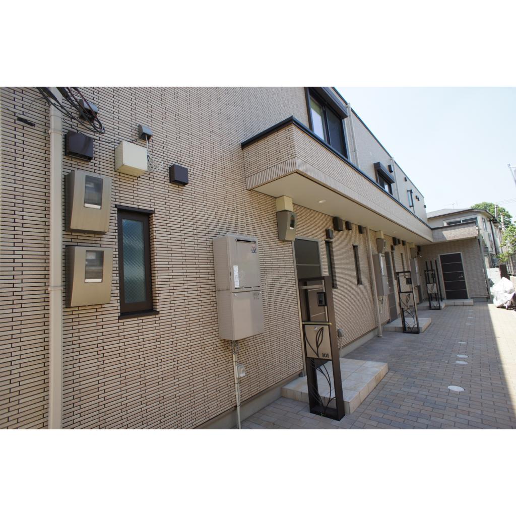 2/4 エントランス