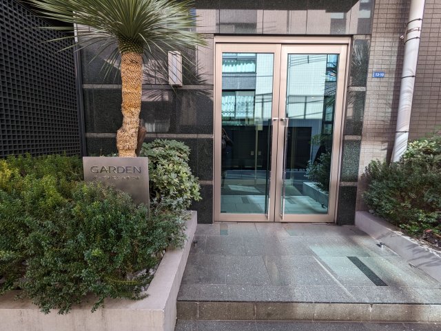 22/24 エントランス