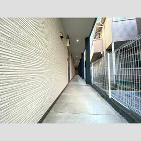 14/15 エントランス