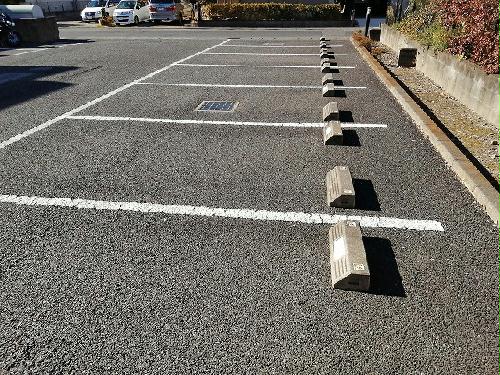 14/14 駐車場