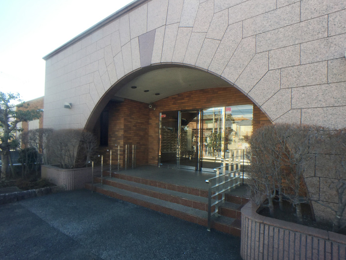 18/20 エントランス