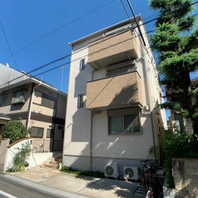 14/23 エントランス