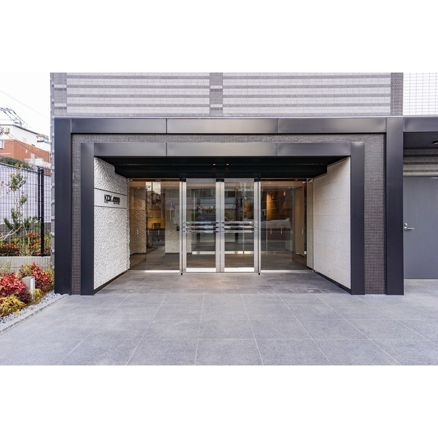 15/18 エントランス