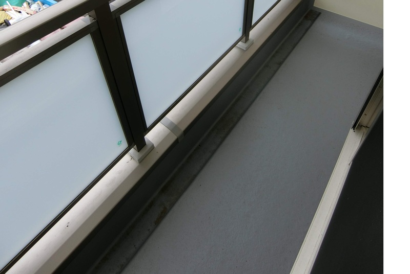 15/22 バルコニー