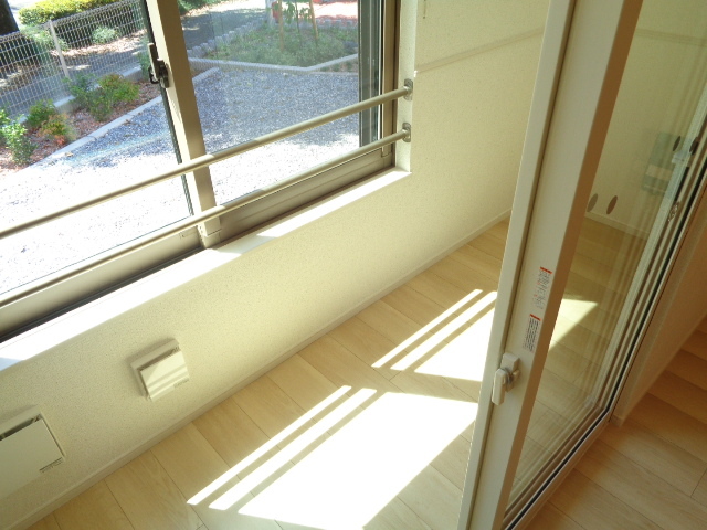 13/22 バルコニー