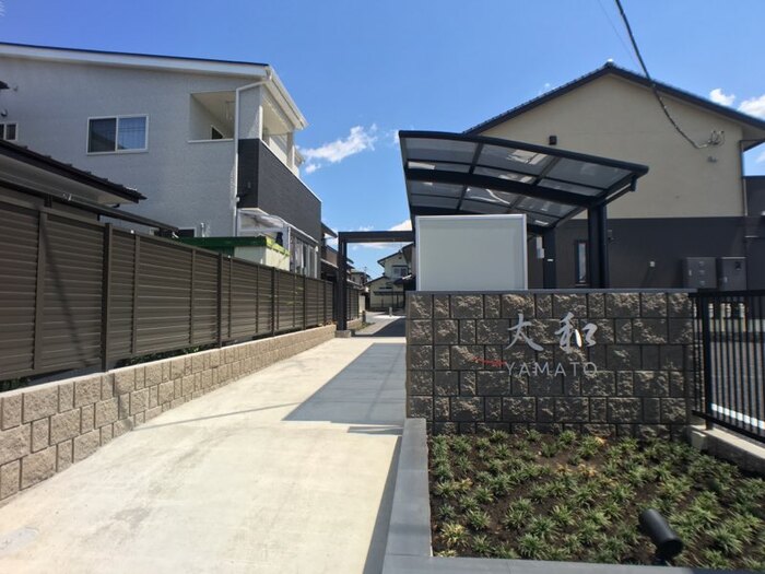 19/28 エントランス