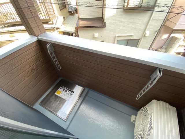 17/27 バルコニー