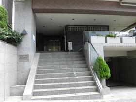 14/14 エントランス