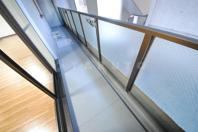 15/27 バルコニー