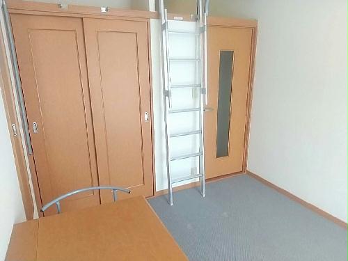 13/14 エントランス