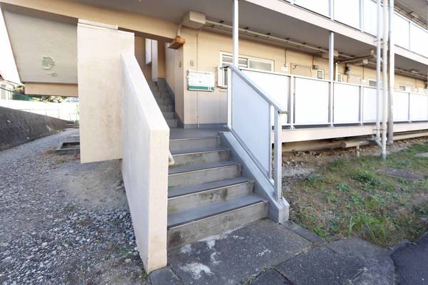 2/3 エントランス