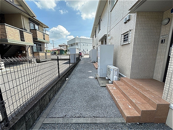 18/20 エントランス