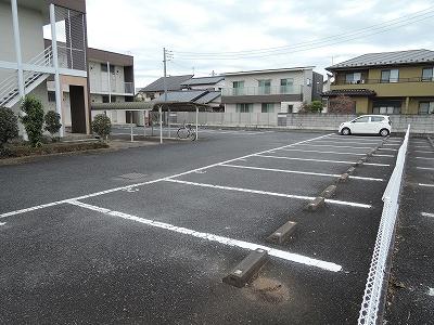 14/22 駐車場