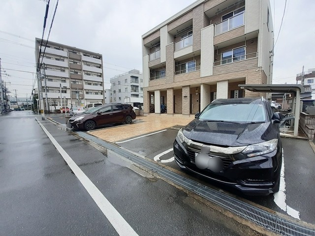 14/20 駐車場