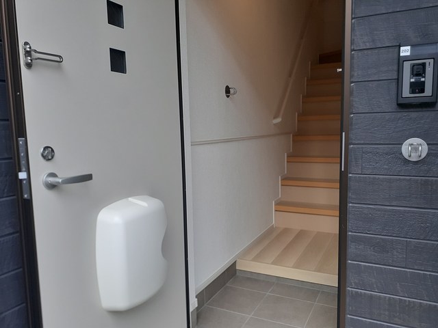 13/20 エントランス