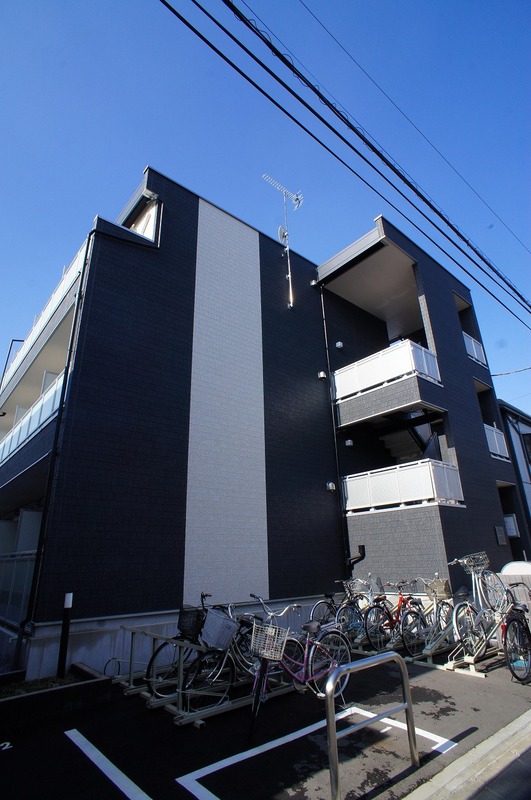 22/24 エントランス