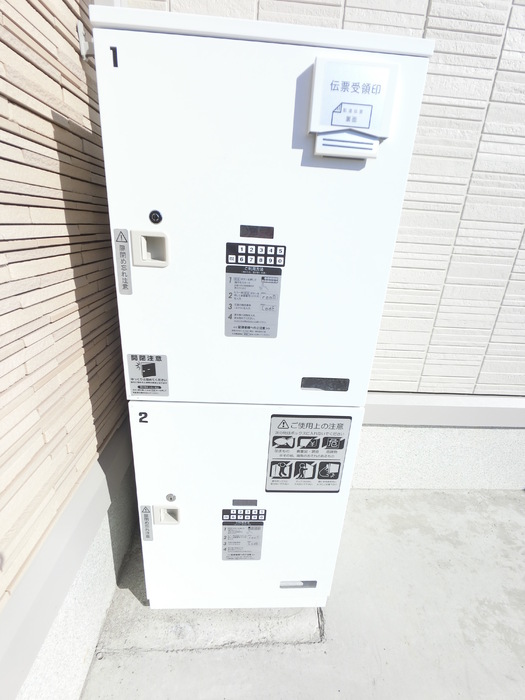 17/19 エントランス