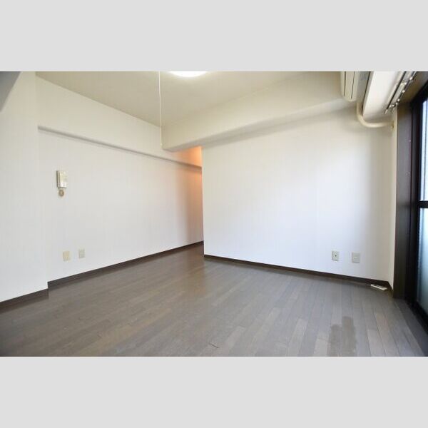 4/13 リビング/ダイニング