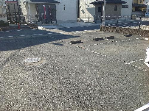 14/22 駐車場
