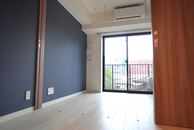 13/30 リビング/ダイニング