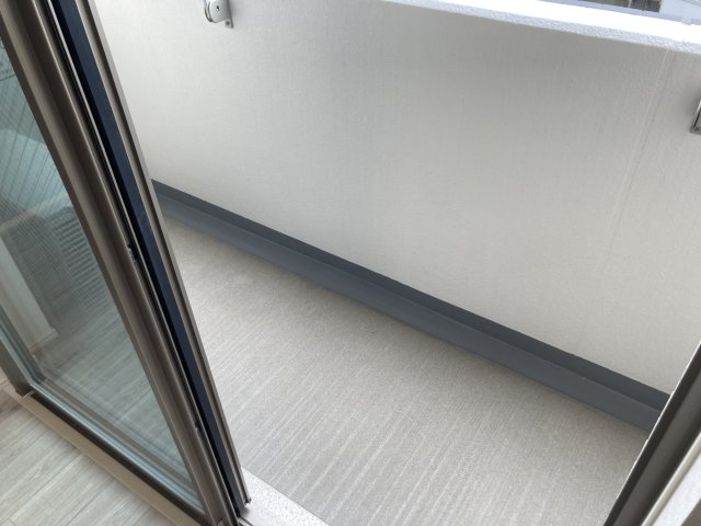 13/19 バルコニー