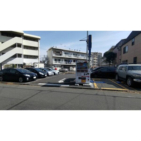 10/18 駐車場