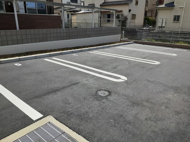 14/20 駐車場