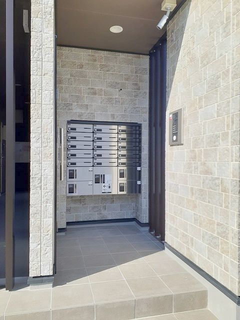 14/20 エントランス