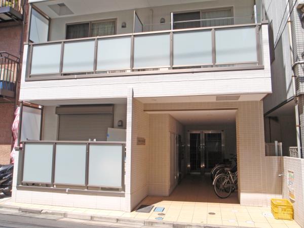 24/29 エントランス