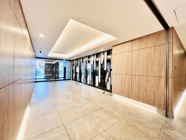 2/6 エントランス