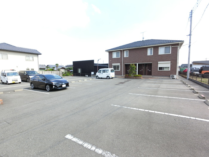 20/22 駐車場