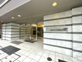 16/16 エントランス