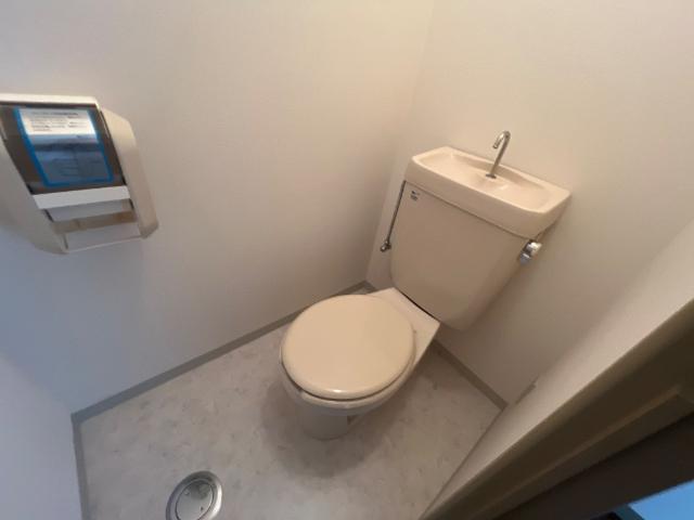 16/22 トイレ