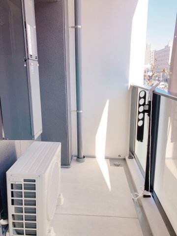 13/20 バルコニー