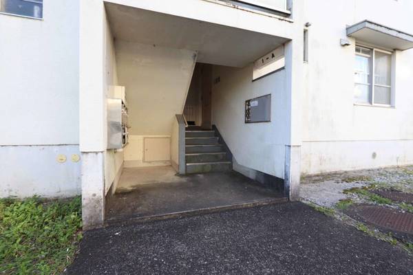 16/17 エントランス