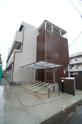 21/26 エントランス