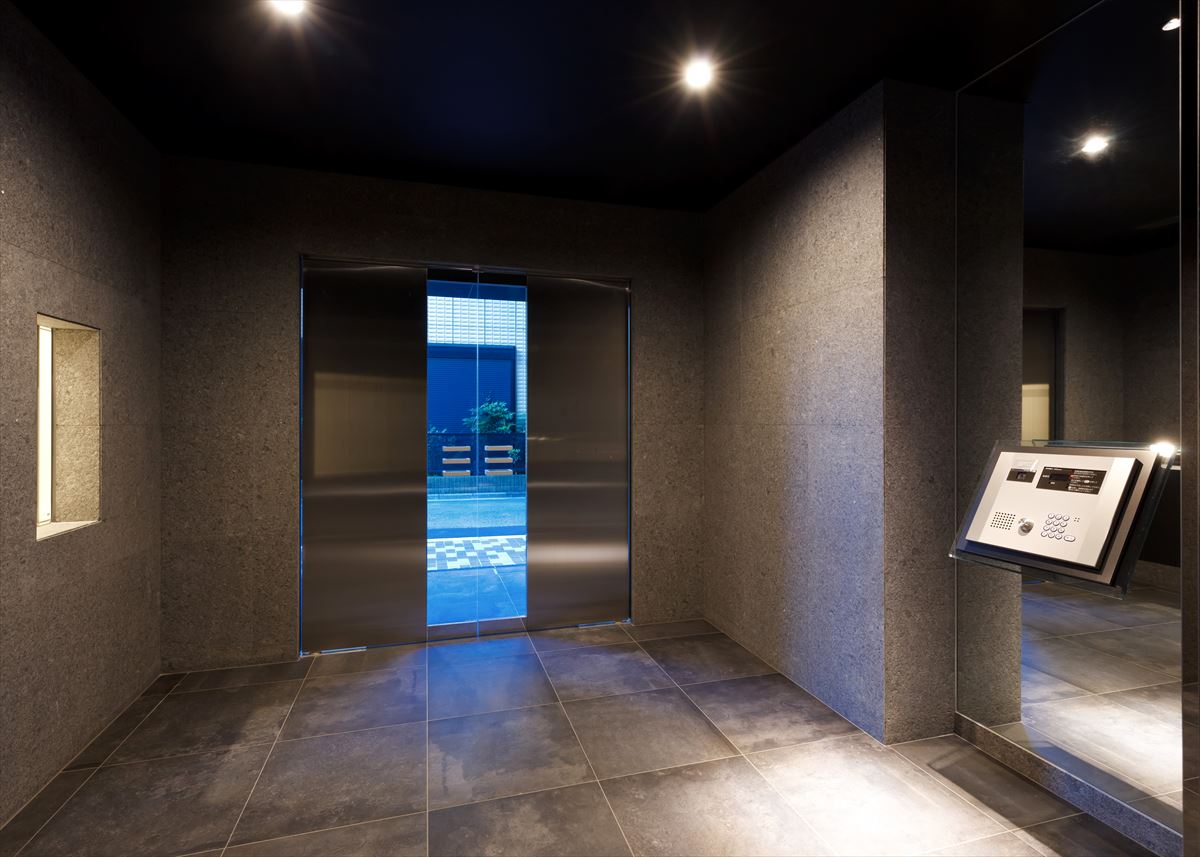 29/29 エントランス