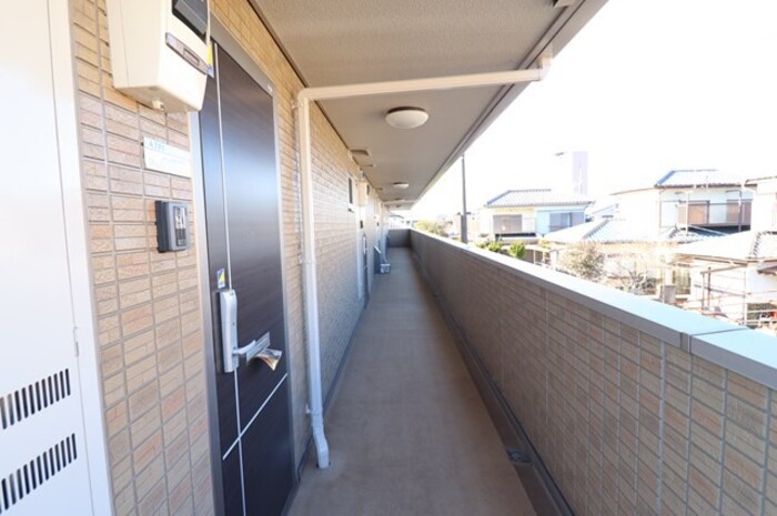 18/20 エントランス