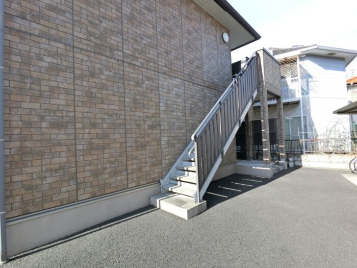 19/28 エントランス