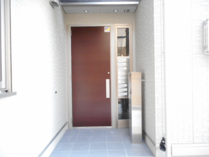 19/20 エントランス