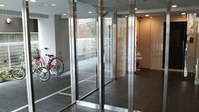 2/2 エントランス