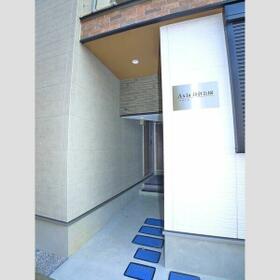 15/15 エントランス