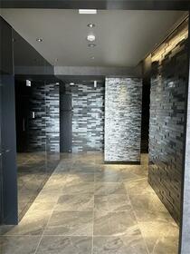 2/11 エントランス